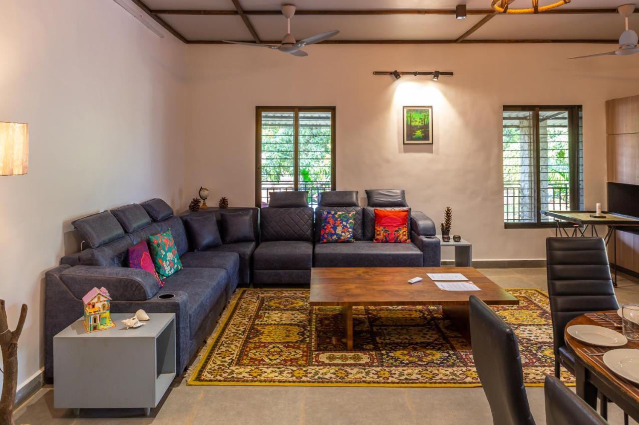 Saffronstays Apricus Farm, 卡尔贾特 外观 照片