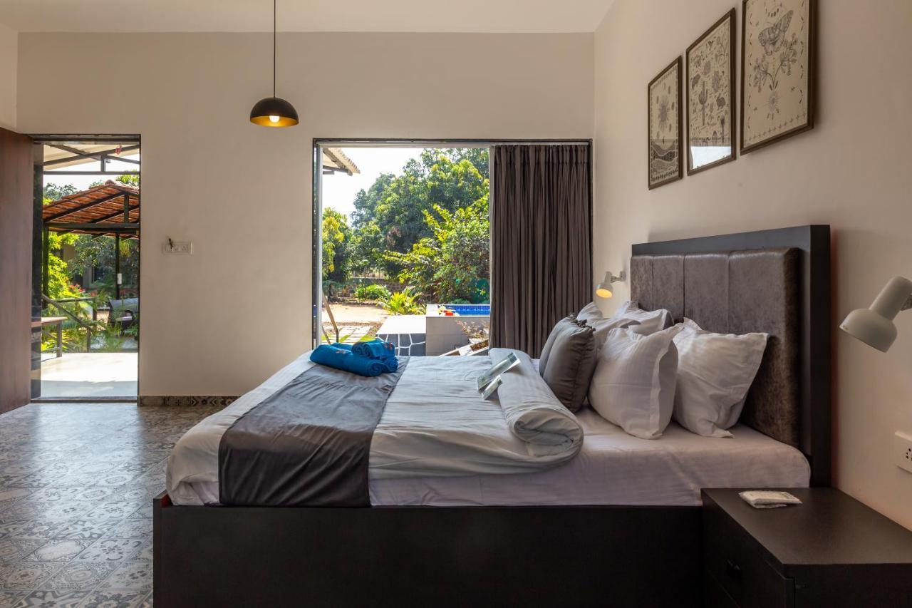 Saffronstays Apricus Farm, 卡尔贾特 外观 照片