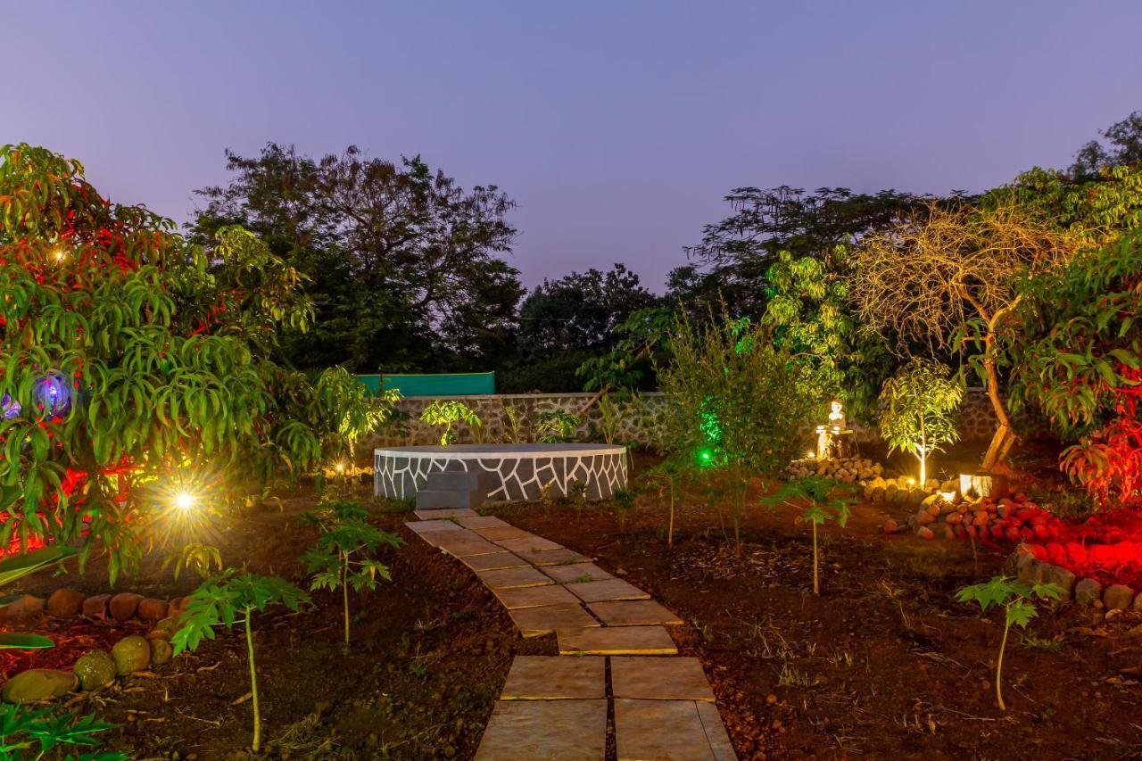 Saffronstays Apricus Farm, 卡尔贾特 外观 照片