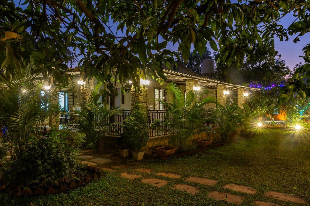 Saffronstays Apricus Farm, 卡尔贾特 外观 照片