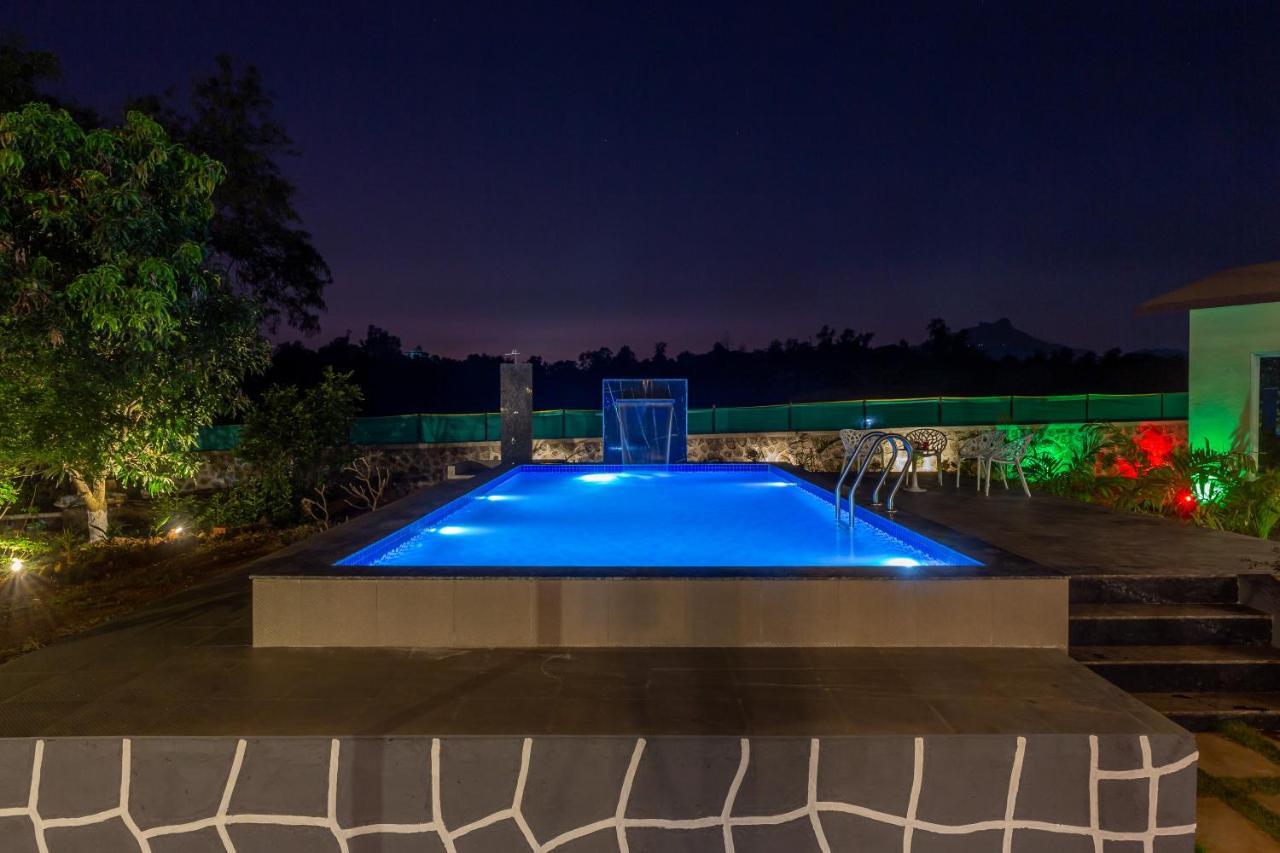 Saffronstays Apricus Farm, 卡尔贾特 外观 照片